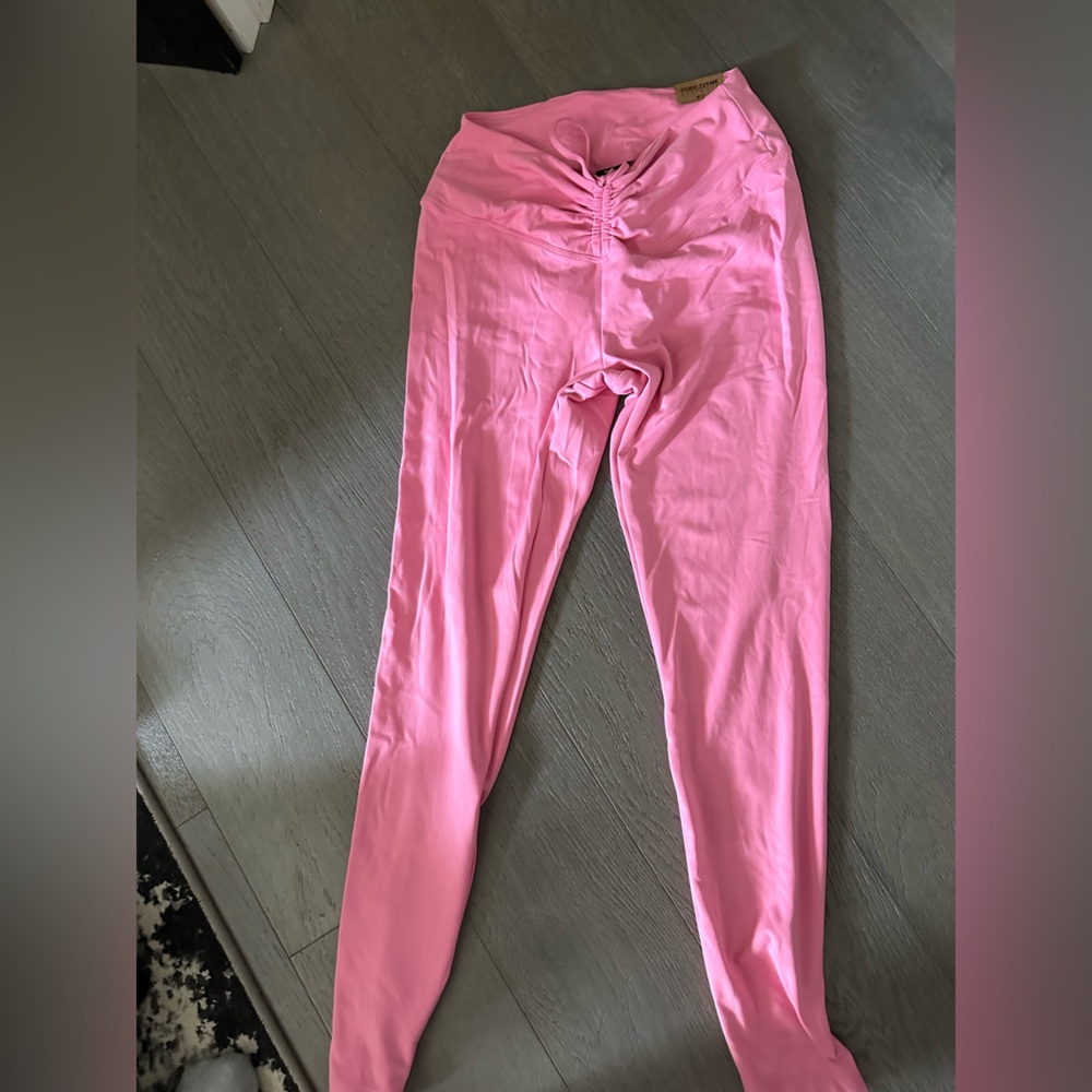 PINK Victoria's Secret Ruched Pink Leggings